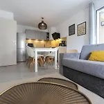Le Romain - 1-Bedroom With Private Garage