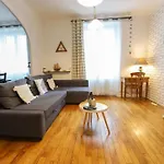 Cozy Comfort 3 Mins From The Lake - Parking