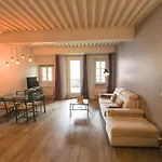 55 M2 Apart With Big Terrace In Annecy Downtown