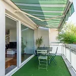 L\'Avant Scene Furnished Flat