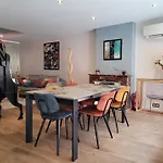 L\'Eau Vive Jacuzzi Et Sauna En Vieille Ville 5