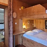 L\'Isle - Lofts & Lakes Certified 5-Stars