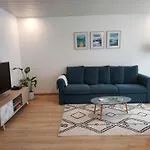 Grand Appartement 2 Chambres Calme Parking