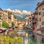 Appartement En Vieille Ville