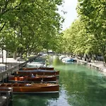 Cosy Appartment In Old Town, 2 Mins Walking Distance To Lake