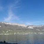 Charmant Appartement A 1 Minute Du Lac