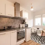 Pommaries Furnished Flat