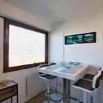 Le Sommet Citadin Avec Vue
