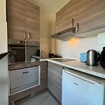 Annecy - Appartement 2 Pieces Renove, Proche Lac Et Centre-Ville, Avec Parking - Fr-1-432-76