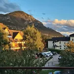 Apartment In Annecy-Le-Vieux Near Lake Albigny Beach