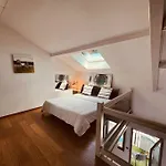 Loft Vue Sur Lac D\'Annecy Et Montagnes