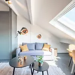 The White Duplex
