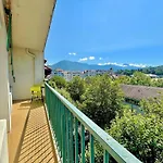 Appartement A Annecy Avec Balcon, Garage, Proche Centre Historique Et Lac - Fr-1-432-49