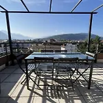 Penthouse Flat South-Facing Terrace - Welkeys