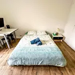 Joli Studio Proche De La Gare Avec Balcon