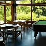 Auberge De Jeunesse Hi Annecy