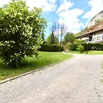 Appartement 3* Avec Balcon, Piscine Et Lac A Proximite, Activites Diverses - Fr-1-432-4