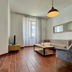 Les Accacias- Appartement Confortable En Centre Ville