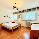 Annecy Centre - F2 Spacieux Avec Balcon, Parking Prive, A 50M Du Lac - 2/3 Pers - Fr-1-432-23