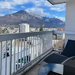 Mont Royal Balcon Et Piscine