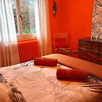 Maison Charmante, A Deux Pas Du Lac