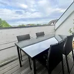 Appartement 244 - Appartement En Duplex Contemporain Et Confortable Proche