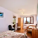 Appartement 2* Avec Jardin Prive, Terrasse Et Parking - Calme, 2Km Du Lac D\'Annecy - Fr-1-432-8