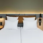Moxy Annecy