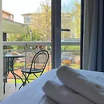 Bagatelle 3 Min Du Lac