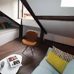 Old Town Apartment In Annecy