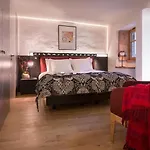Les Loges Annecy Vieille Ville
