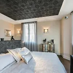 Hotel Si Particulier