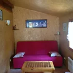 Annecy Lakeside Cabin