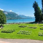 Le Boudoir Du Lac