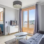 Modern 1Br With Terrace And A Breathtaking View In Annecy