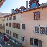 Annecy Sainte Claire Vieille Ville 38M2 Terrasse Proche Gare Et Lac 4 Pers 3 Etoiles