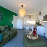 Stella Verde 3 - 2 Rooms New With Balcony & Garage