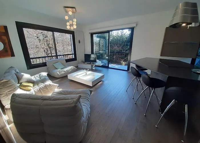 Holiday Home De La Corniche