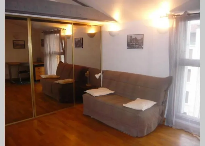 Studio Meuble Idealement Situe