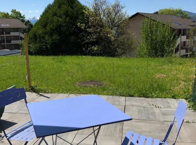LE CLOS du LAC STUDIO TERRASSE JARDIN et cave Vélos fermée RDC