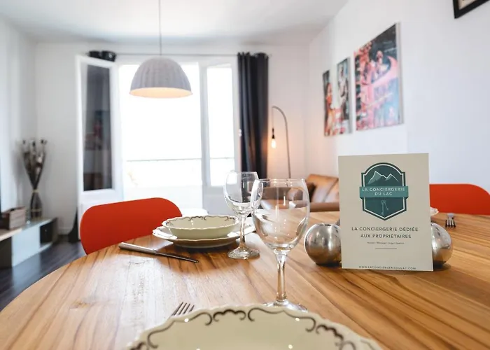 Allure - 2 Bedroom Apartment With Balcony In The Centre Of Annecy