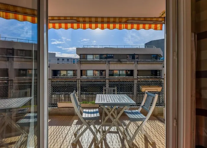 Furnished Apartment For 4 People In The City Center