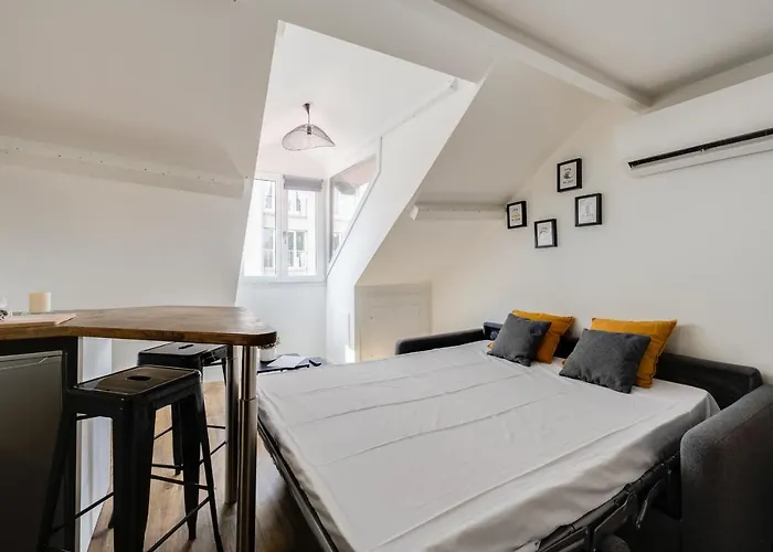 Le Saphir - Nice Studio In The City Center With Air Conditioning