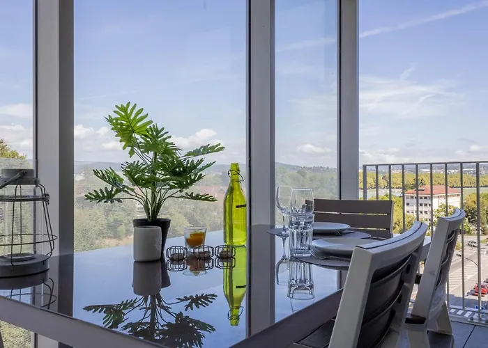 Le Tresum - Garage, Balcon & Vue Lac!