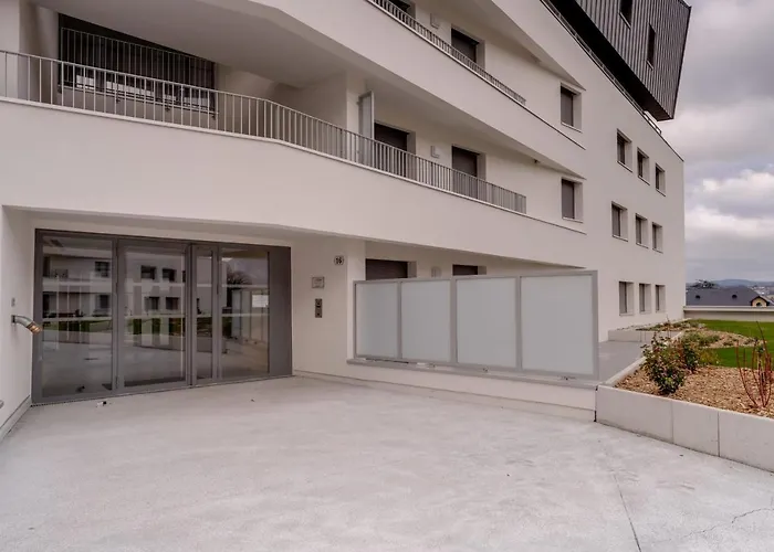 Le 305 - T3 With Garage And Beautiful Terrace