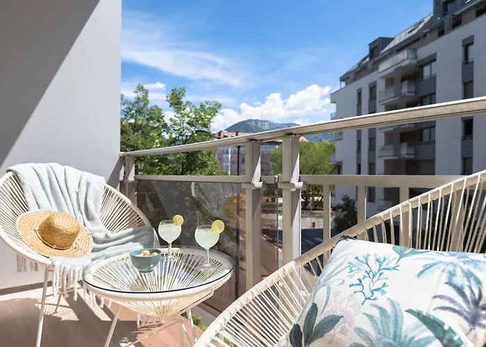 Bora Bora Free Parkplace