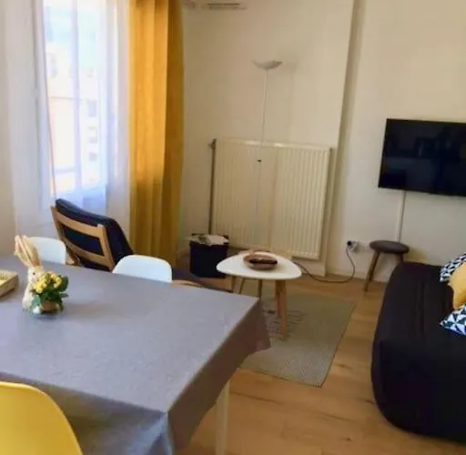 Appartement Cosy Avec Sa Place De Parking Gratuit