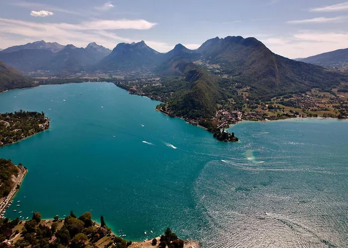 Agreable F2 Avec Terrasse Et Parking, Proche Du Lac - 2 A 4 Pers. - Annecy - Fr-1-432-1