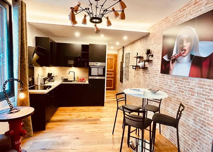 Hudson Highlands Annecy Rent Lodge