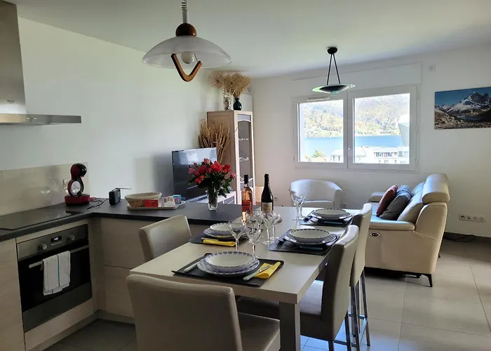 Le Tableau Du Lac 507 - 2 Bedrooms Apartment With Lake View Terrace